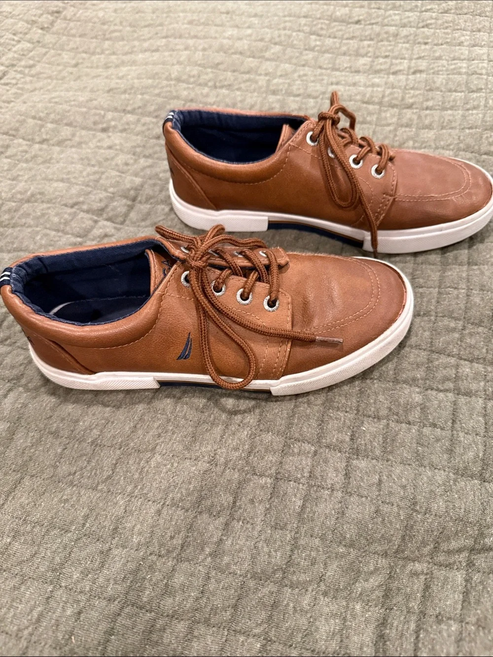 Nautica Boy’s Berrian Faux Leather Boat Shoes Size 2